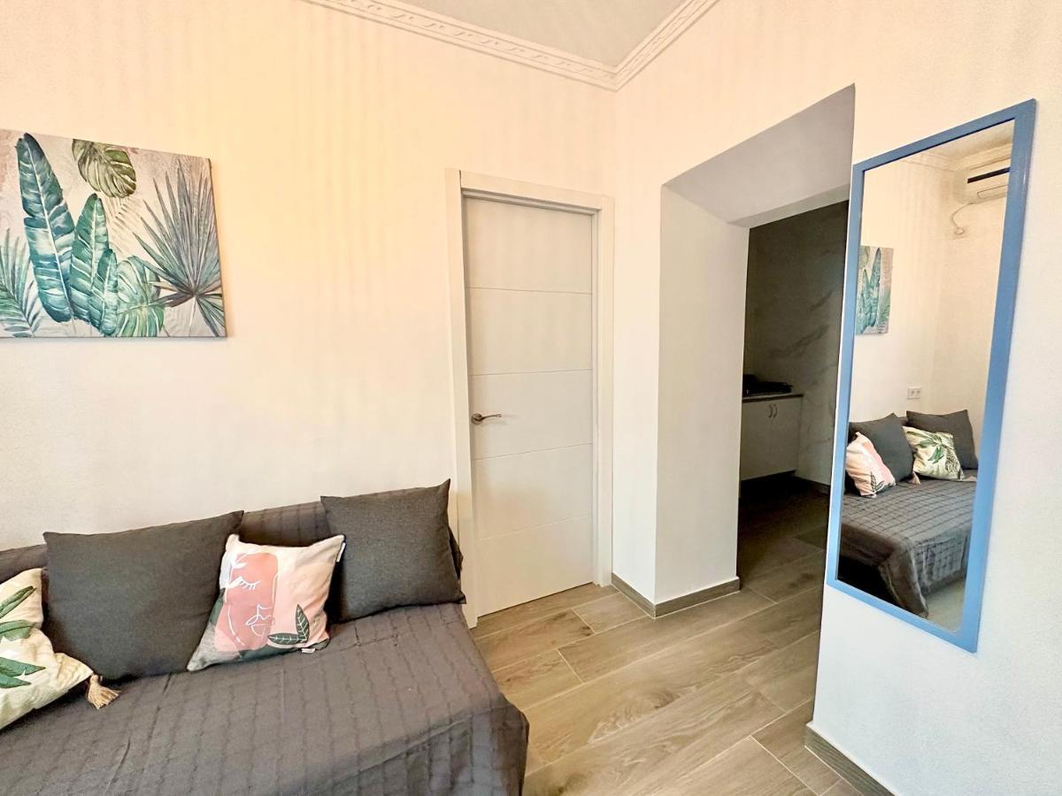Sol Apartamentos Malaga Centro Zewnętrze zdjęcie